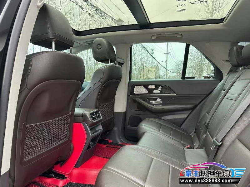 19年奔驰GLE轿车抵押车出售