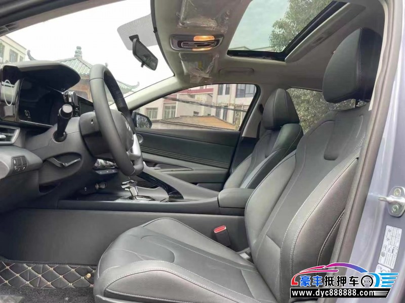 23年现代伊兰特轿车抵押车出售