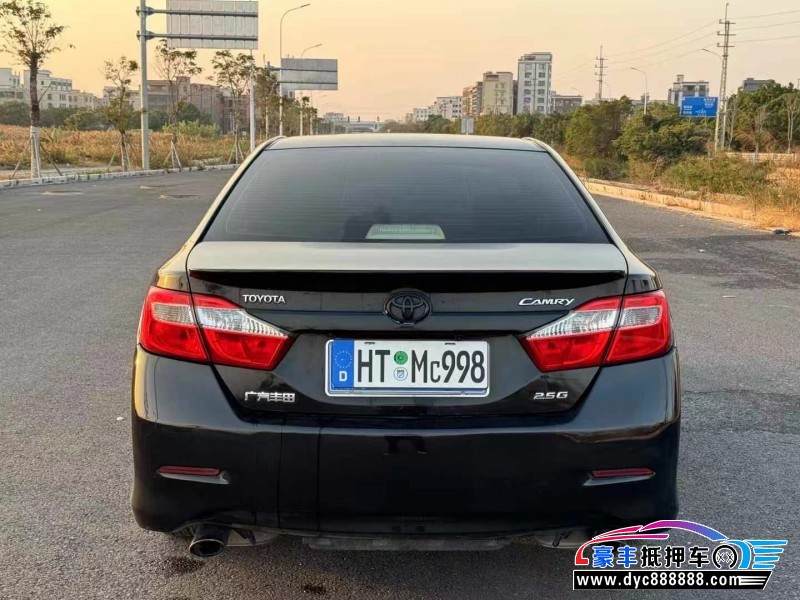 12年丰田凯美瑞轿车抵押车出售