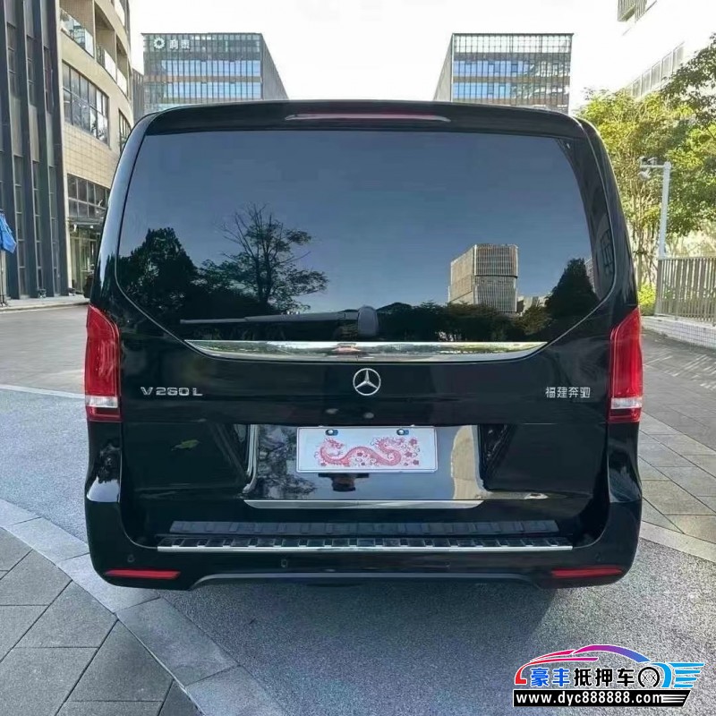 23年奔驰V轿车抵押车出售