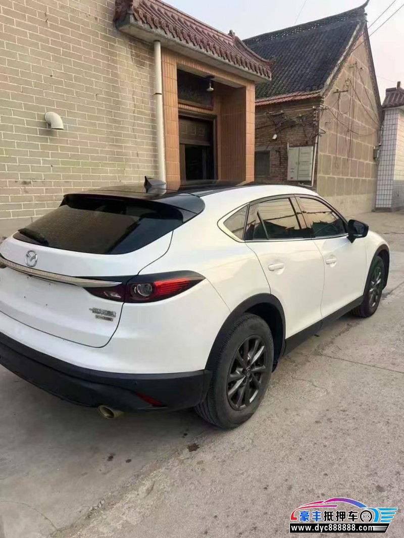 20年马自达CX-4轿车抵押车出售