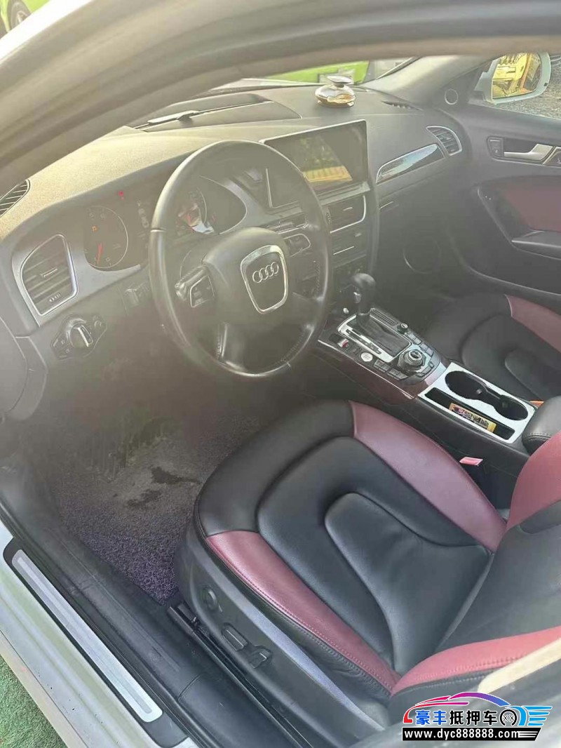 10年奥迪A4L轿车抵押车出售