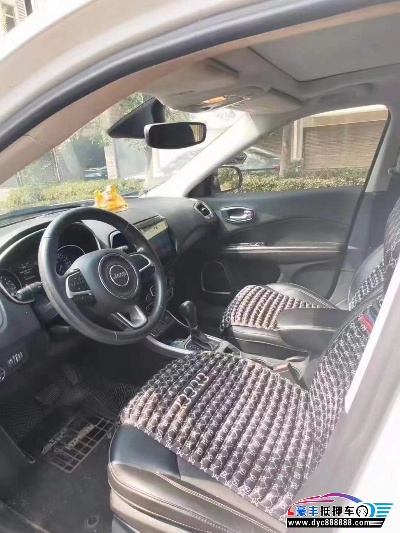 19年Jeep指南者轿车抵押车出售