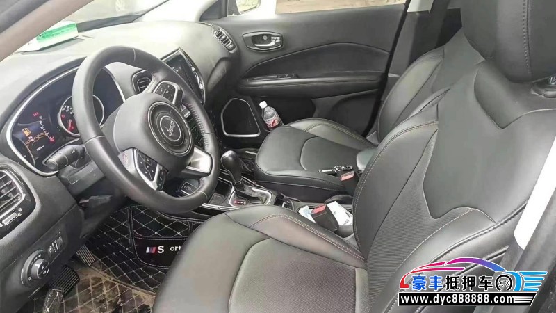 21年Jeep指南者轿车抵押车出售