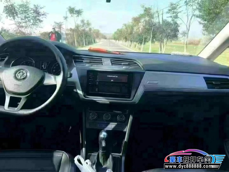 21年大众途安轿车抵押车出售