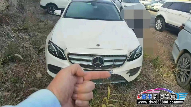 19年奔驰E轿车抵押车出售