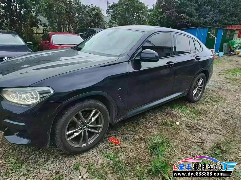 21年宝马X4轿车抵押车出售