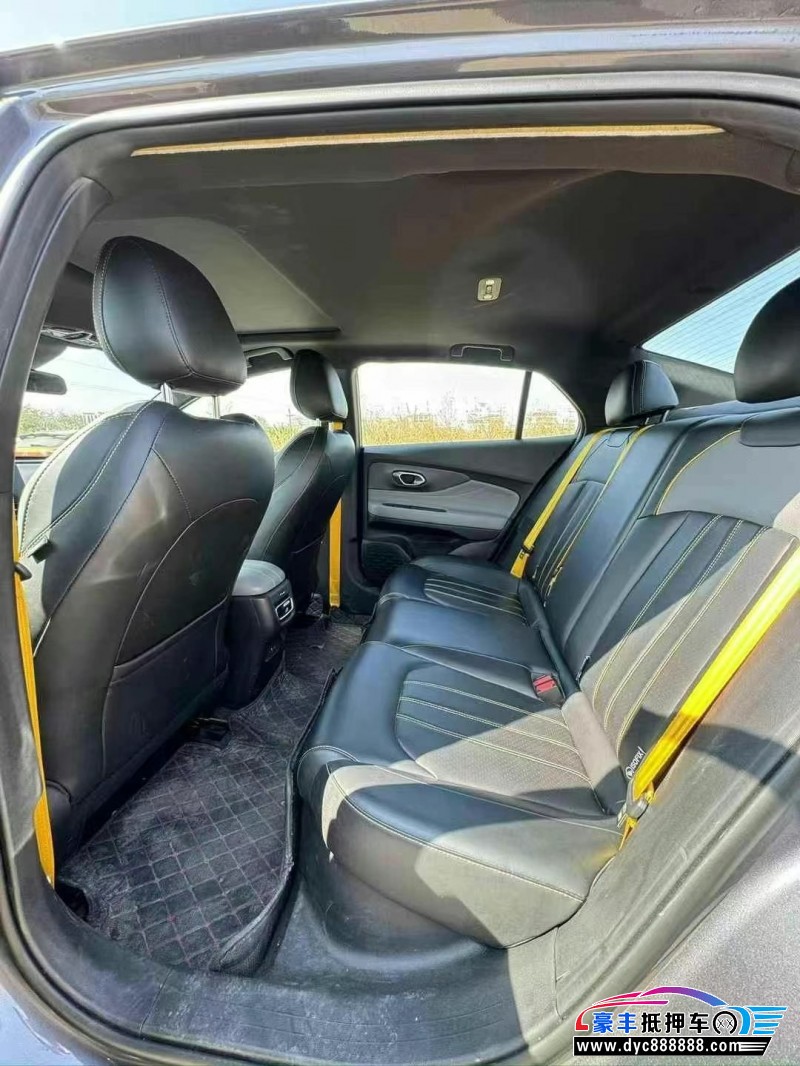 21年传祺影豹轿车抵押车出售