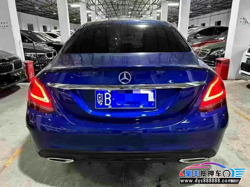 21年奔驰C轿车抵押车出售