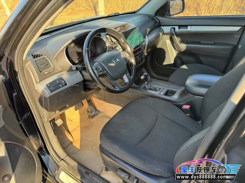 14年起亚索兰托轿车抵押车出售