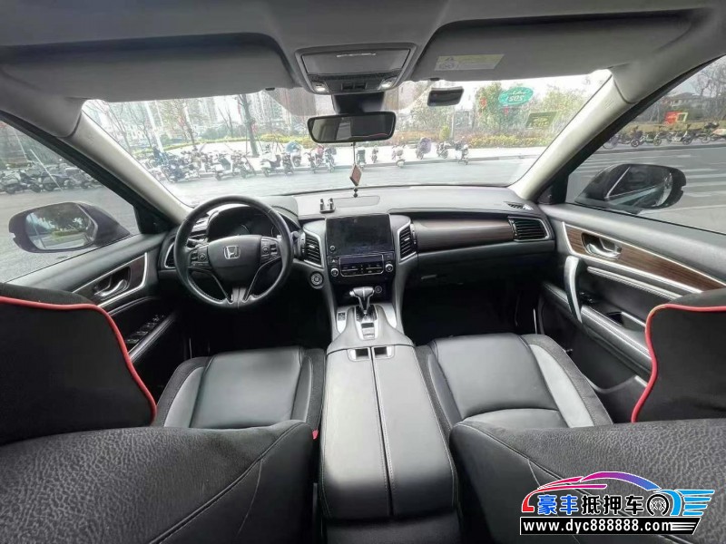 19年本田冠道轿车抵押车出售