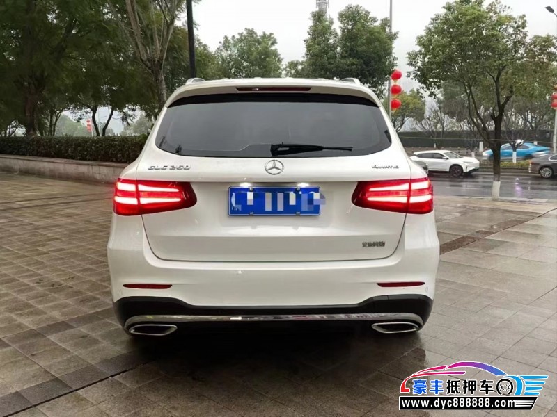 18年奔驰GLC轿车抵押车出售