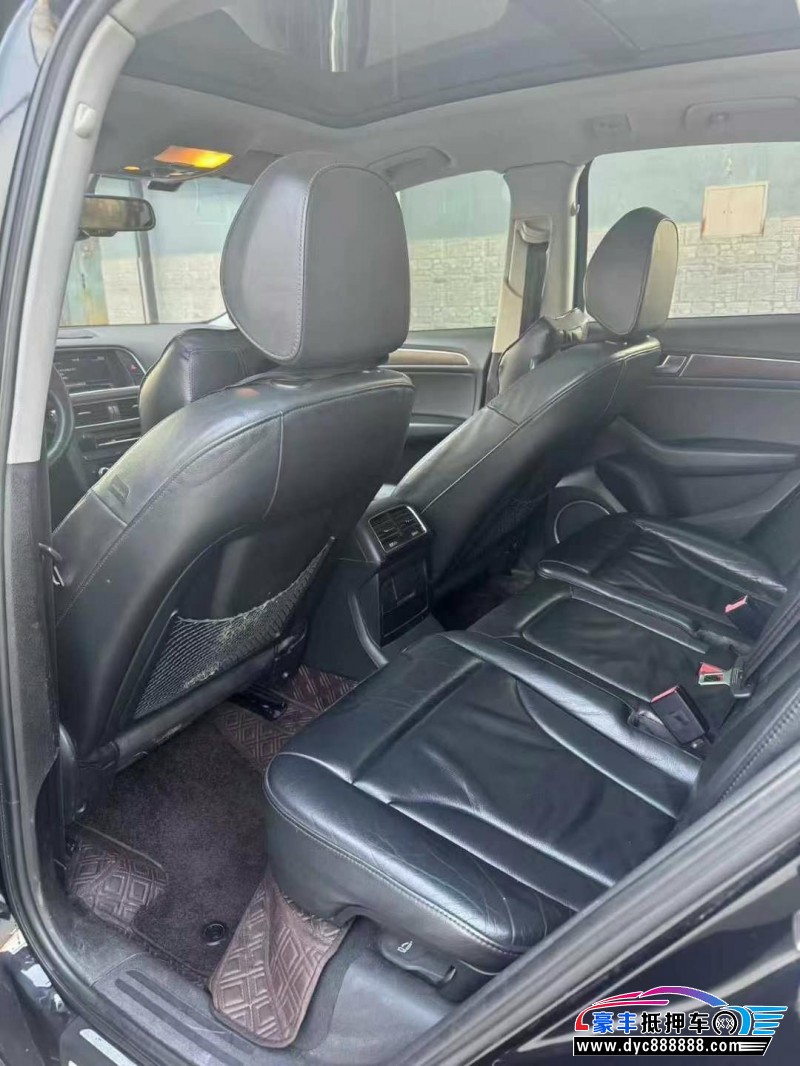 15年奥迪Q5轿车抵押车出售