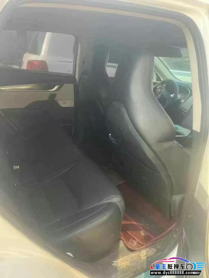 20年威马汽车ex5轿车抵押车出售