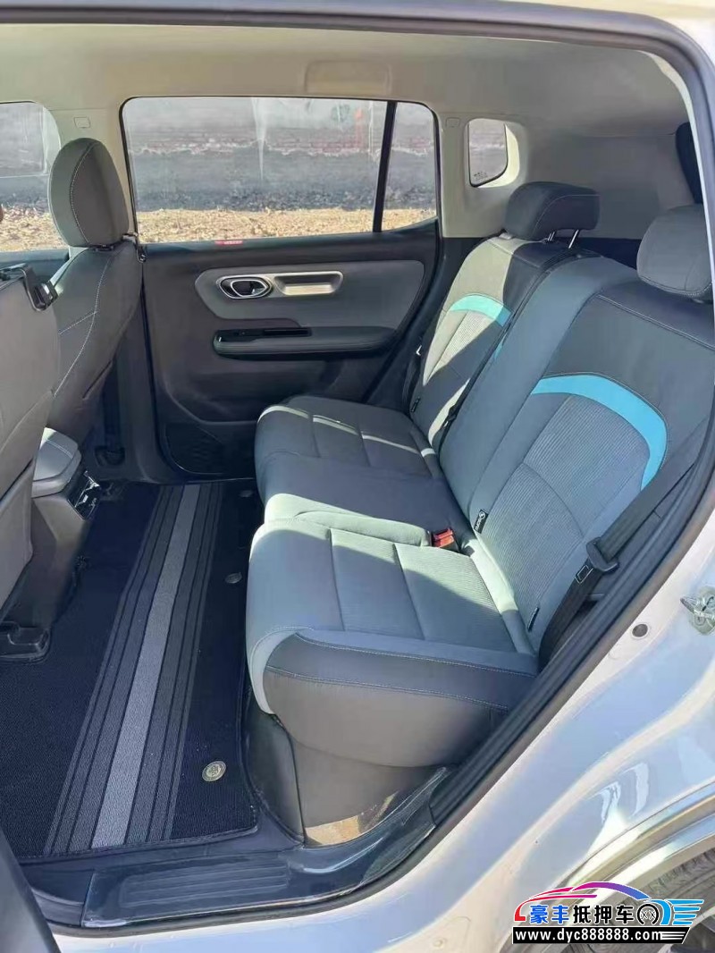 23年埃安Y80轿车抵押车出售