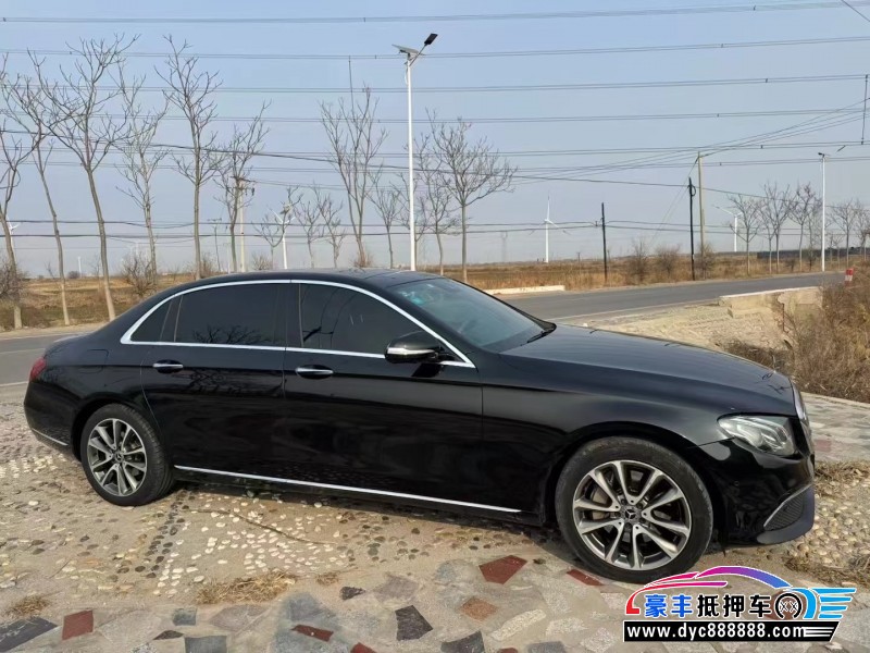 17年奔驰E轿车抵押车出售