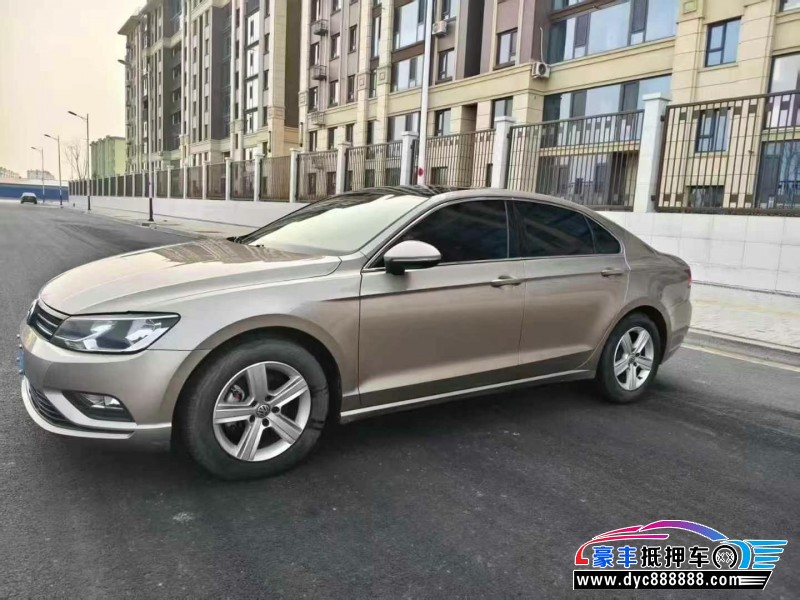 17年大众凌渡轿车抵押车出售