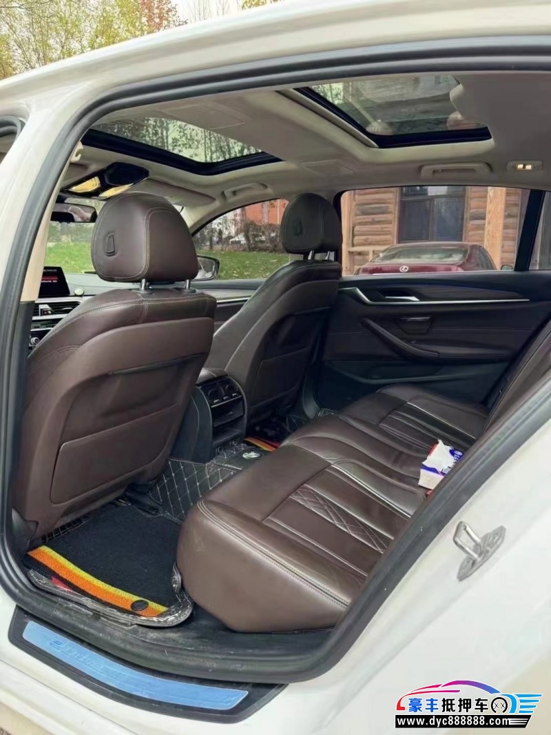 19年宝马5系轿车抵押车出售