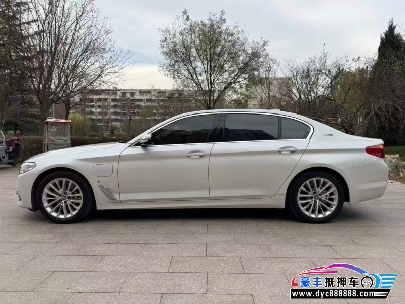 19年宝马5系轿车抵押车出售