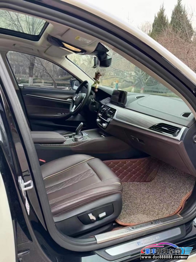 19年宝马5系轿车抵押车出售