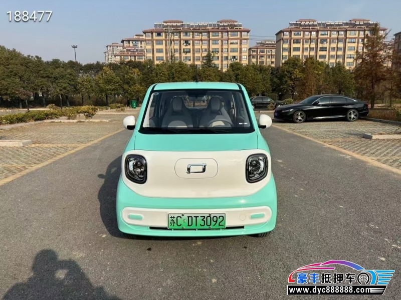 24年奔腾小马轿车抵押车出售