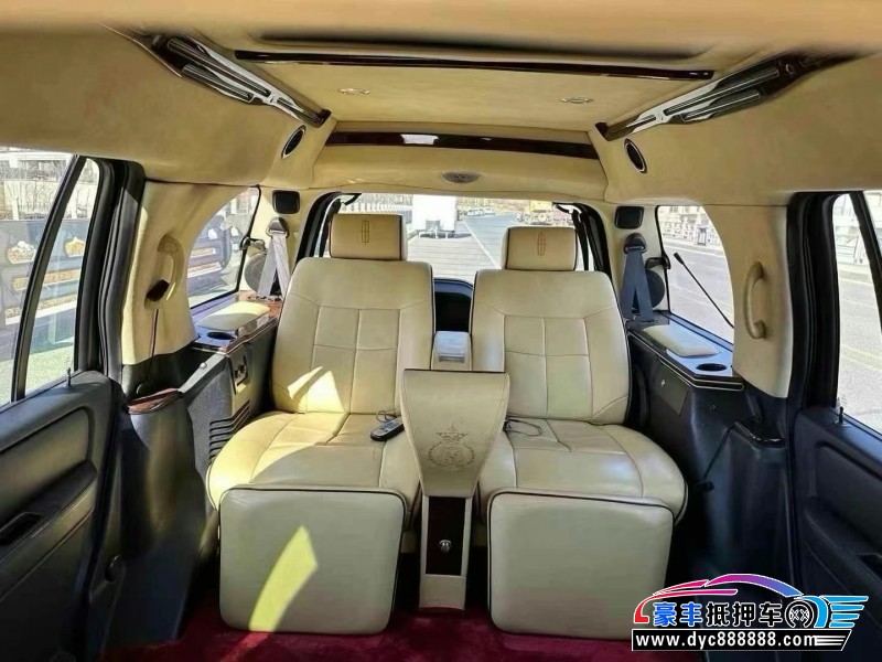 13年林肯领航员轿车抵押车出售