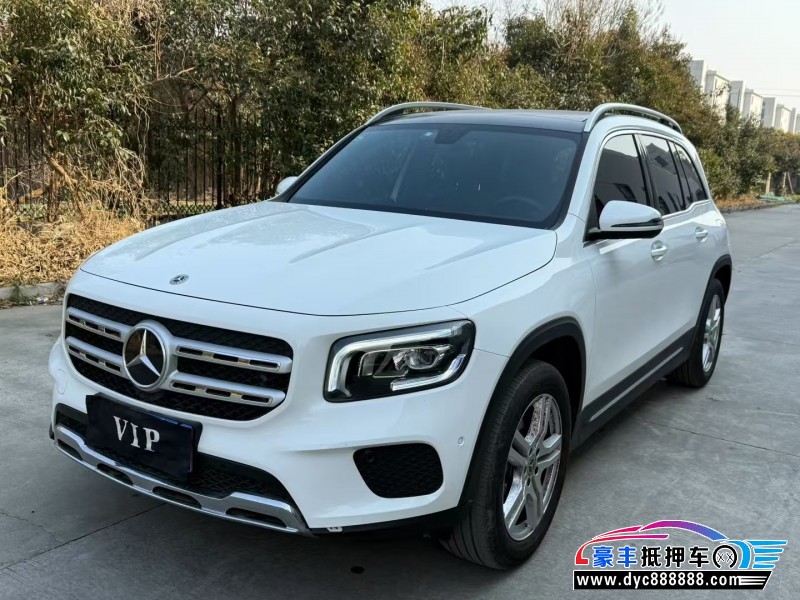 22年奔驰GLB轿车抵押车出售