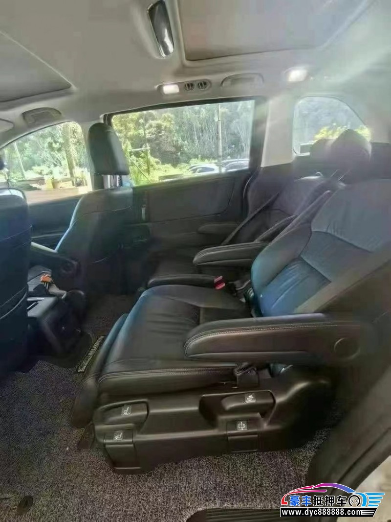 21年本田奥德赛轿车抵押车出售