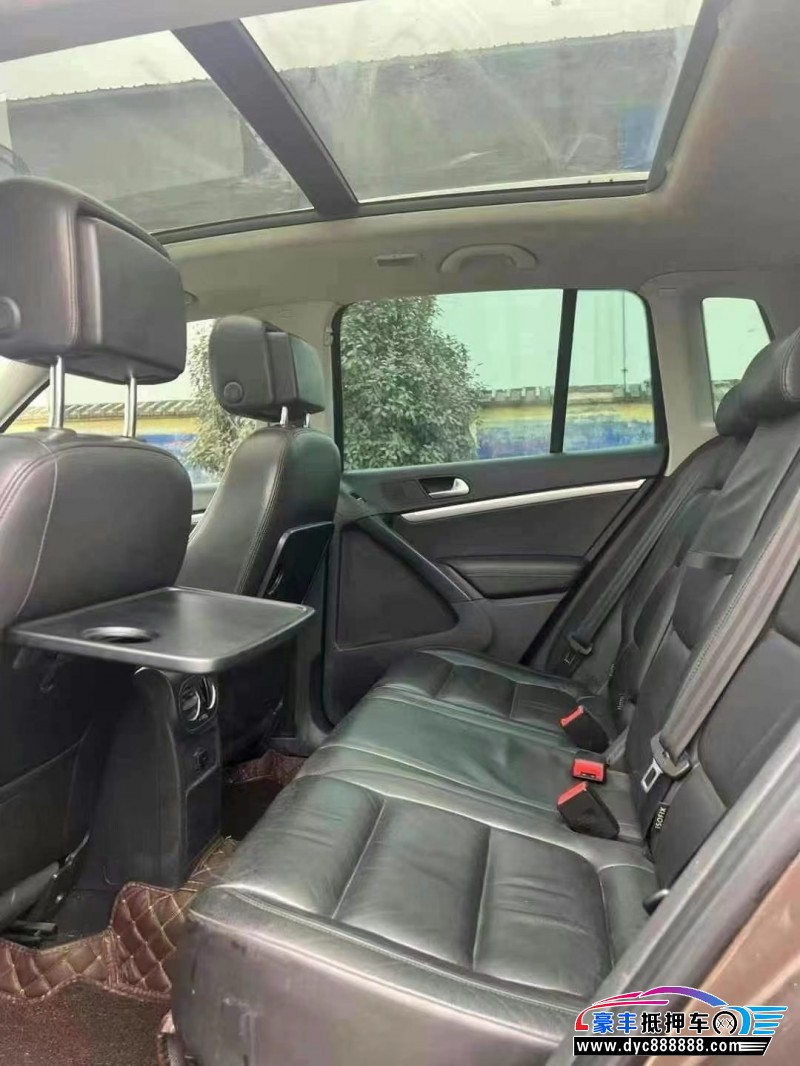 13年大众途观轿车抵押车出售