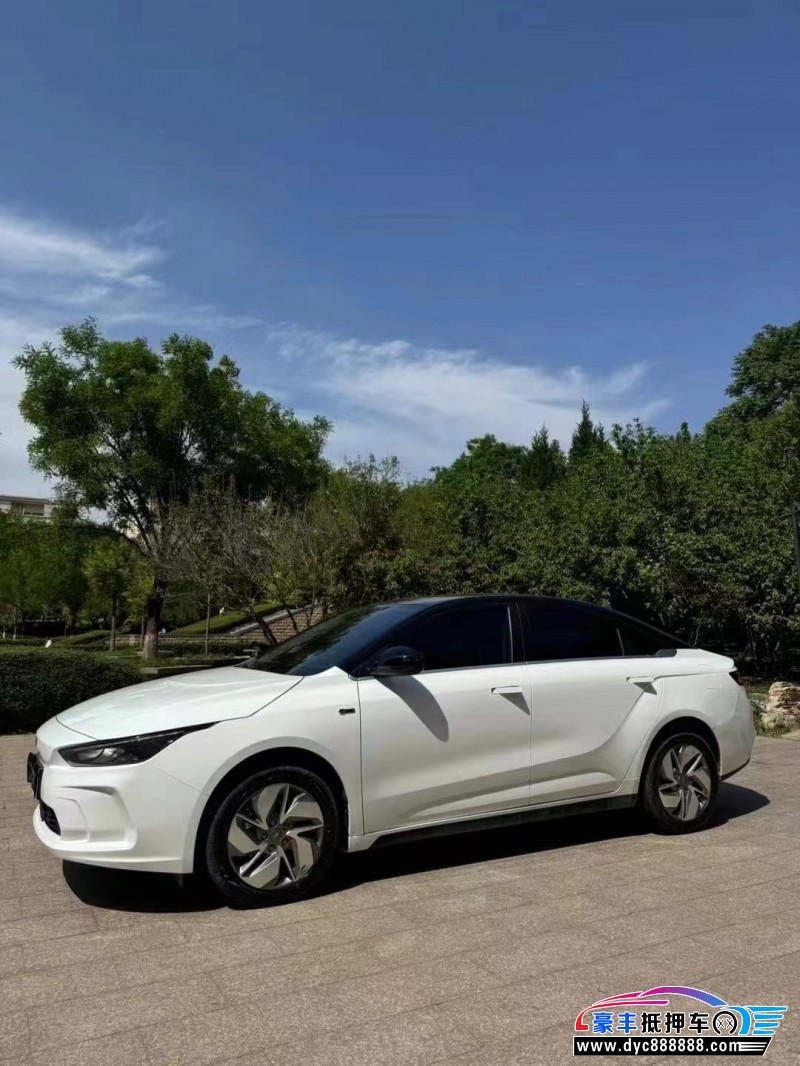 23年吉利几何轿车抵押车出售