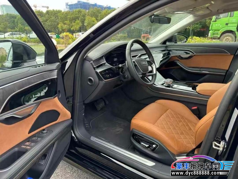 24年奥迪A8L轿车抵押车出售