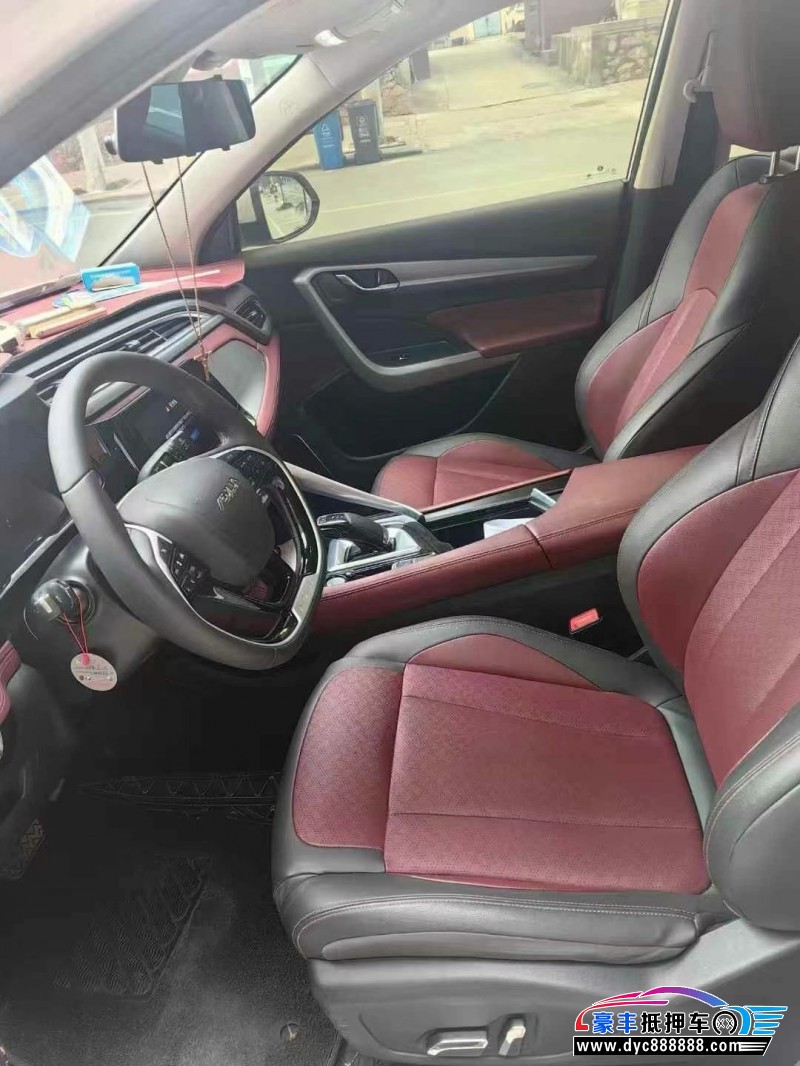 21年东风风神AX7轿车抵押车出售