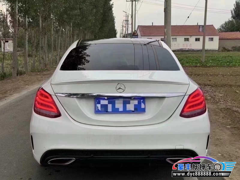 18年奔驰C轿车抵押车出售