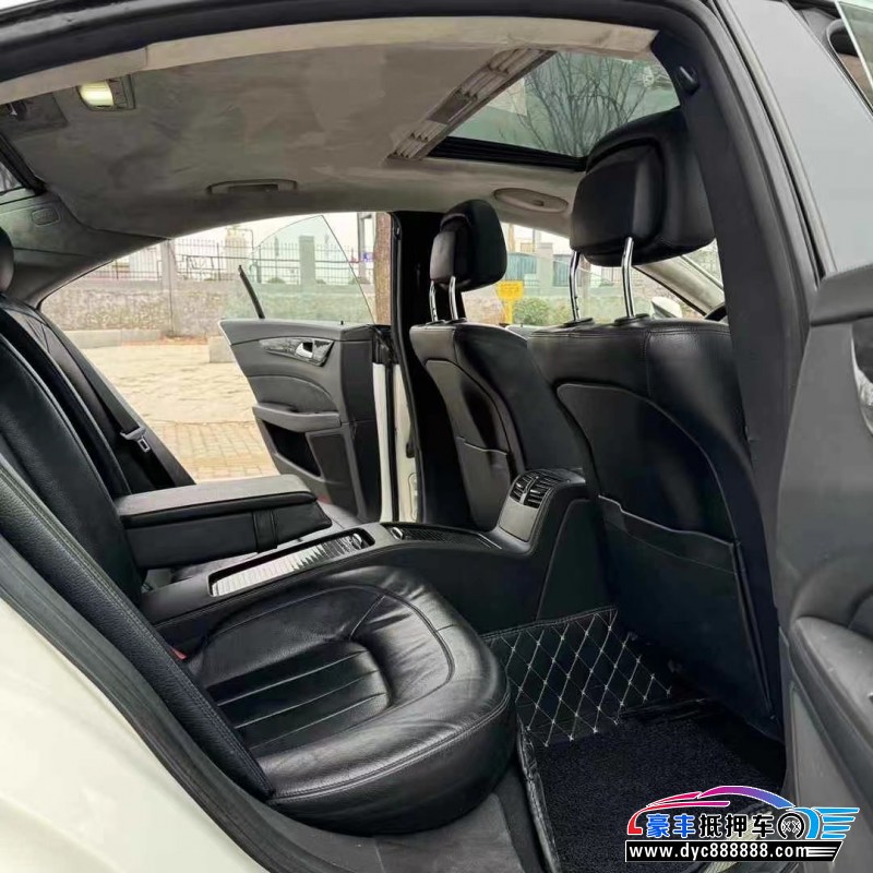 15年奔驰CLS轿车抵押车出售