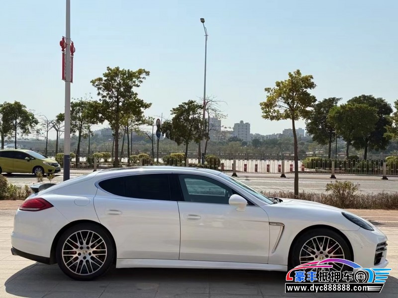 13年保时捷帕纳梅拉轿车抵押车出售