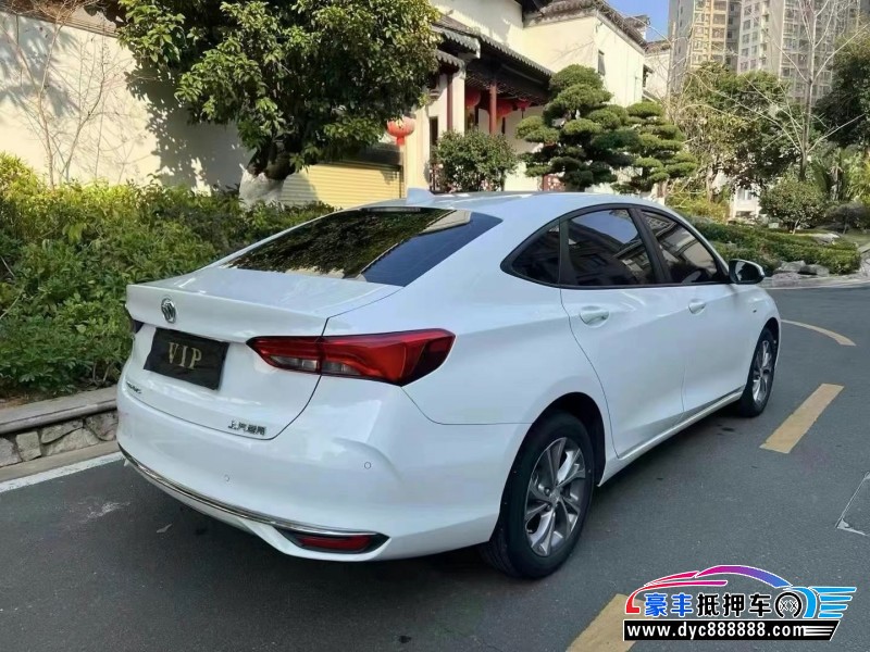 22年别克威朗轿车抵押车出售