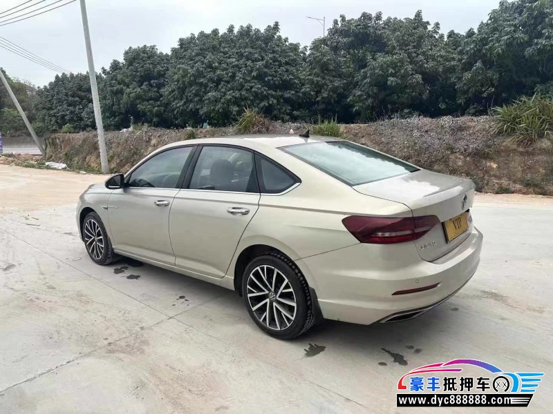 21年大众朗逸轿车抵押车出售