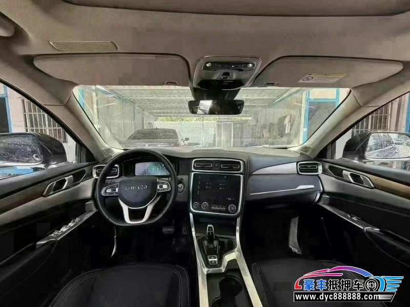 18年领克01轿车抵押车出售