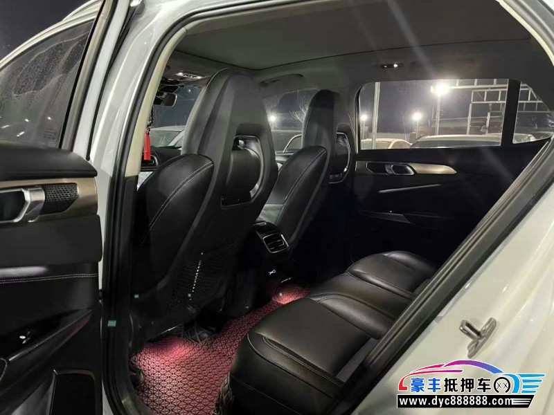 20年领克01轿车抵押车出售