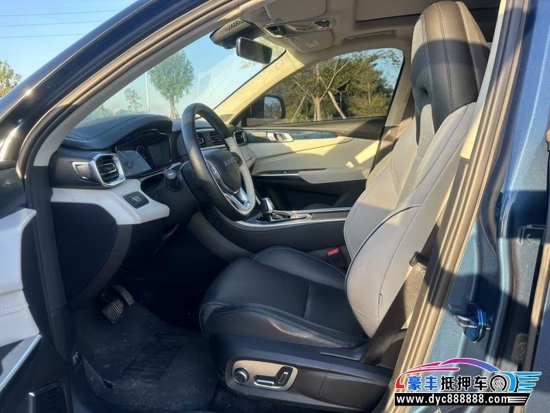 19年领克01轿车抵押车出售