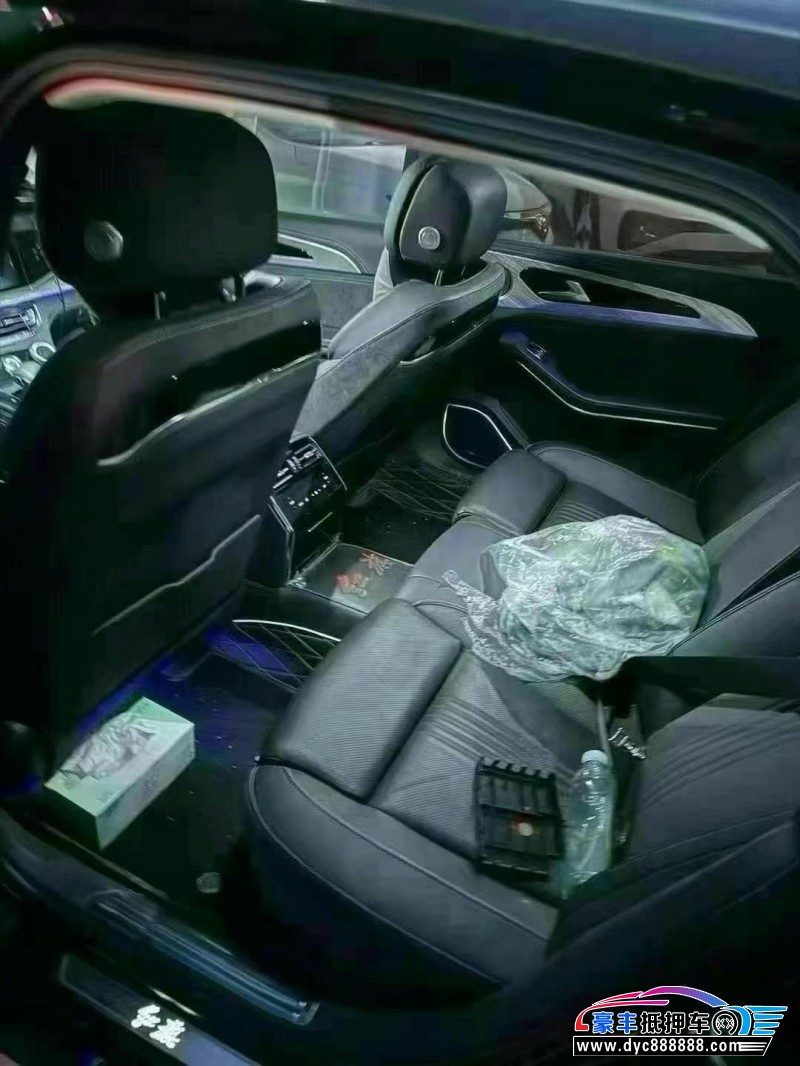 20年红旗H9轿车抵押车出售