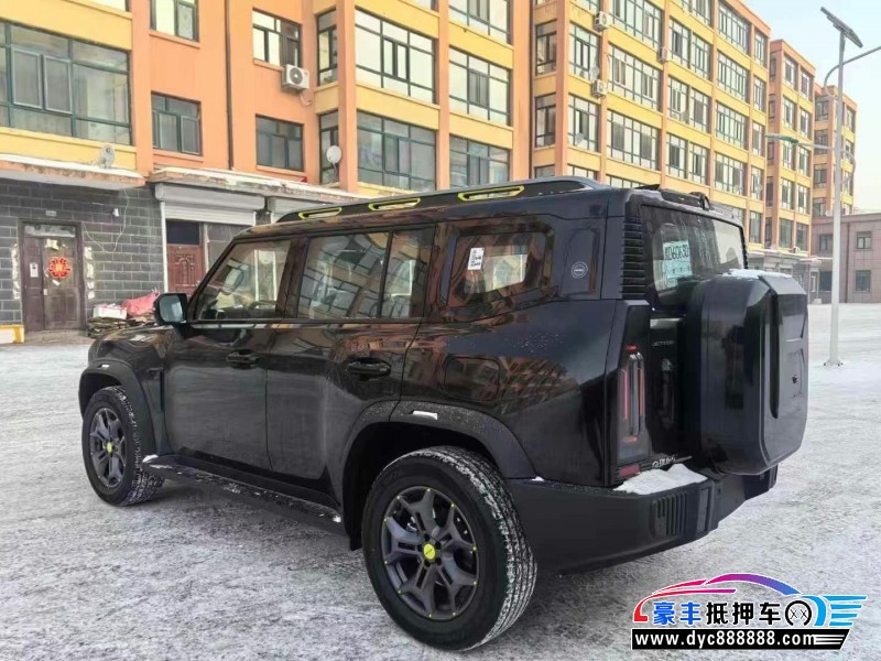 25年捷途旅行者轿车抵押车出售