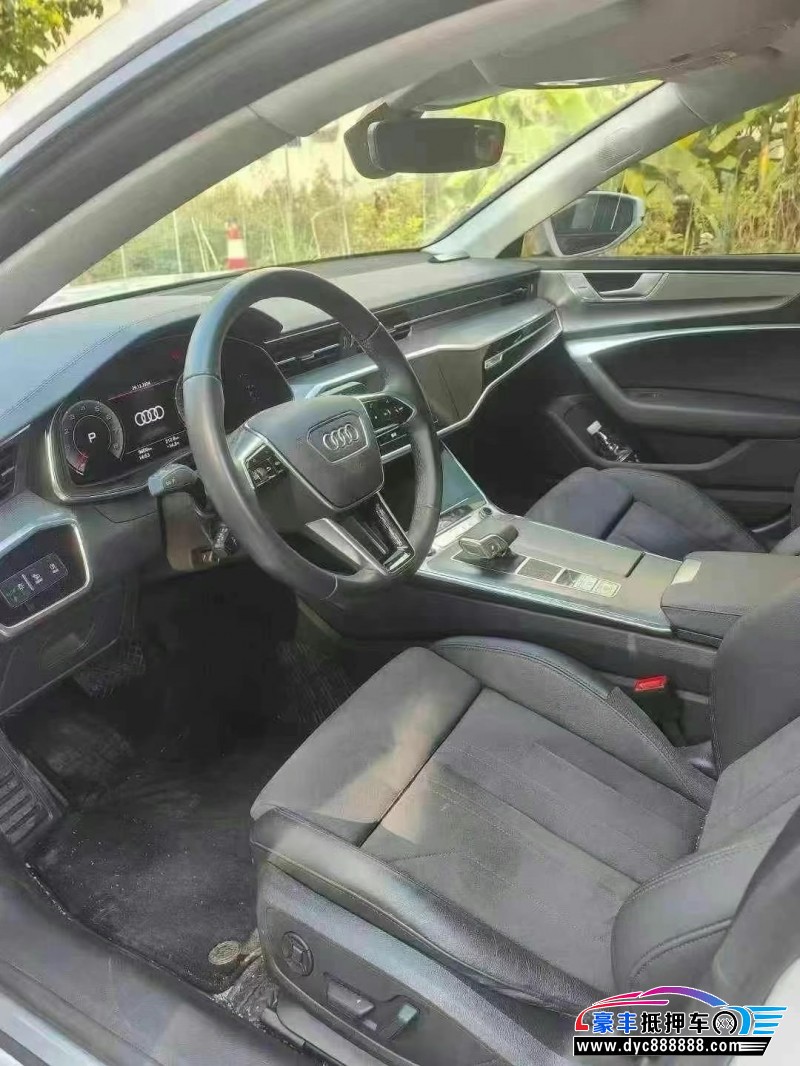 24年奥迪A7轿车抵押车出售