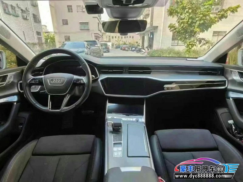 24年奥迪A7轿车抵押车出售