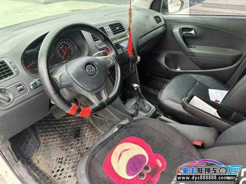 15年大众polo轿车抵押车出售