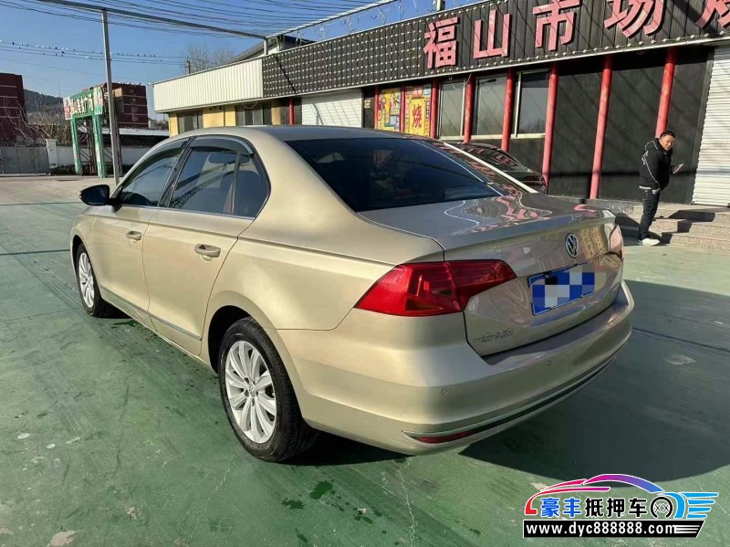 18年大众宝来轿车抵押车出售