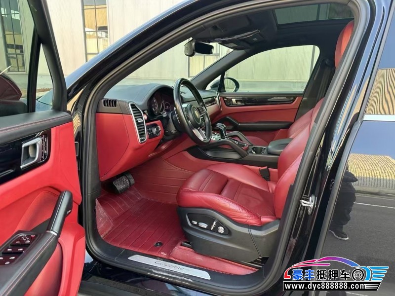 20年保时捷卡宴SUV抵押车出售