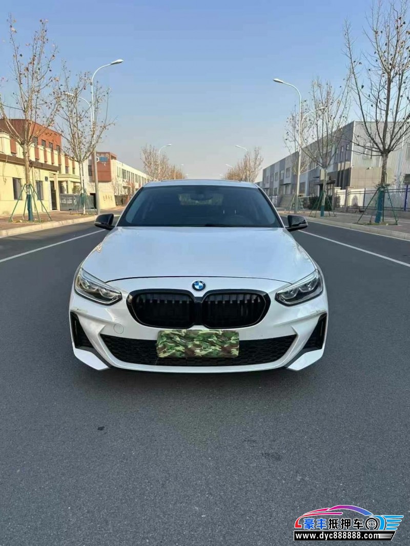 24年宝马1系轿车抵押车出售