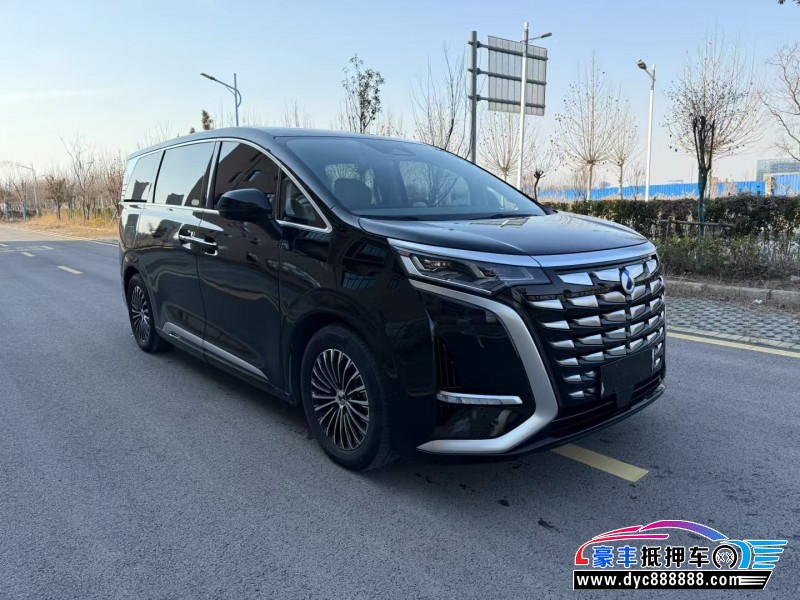 24年腾势D9MPV抵押车出售