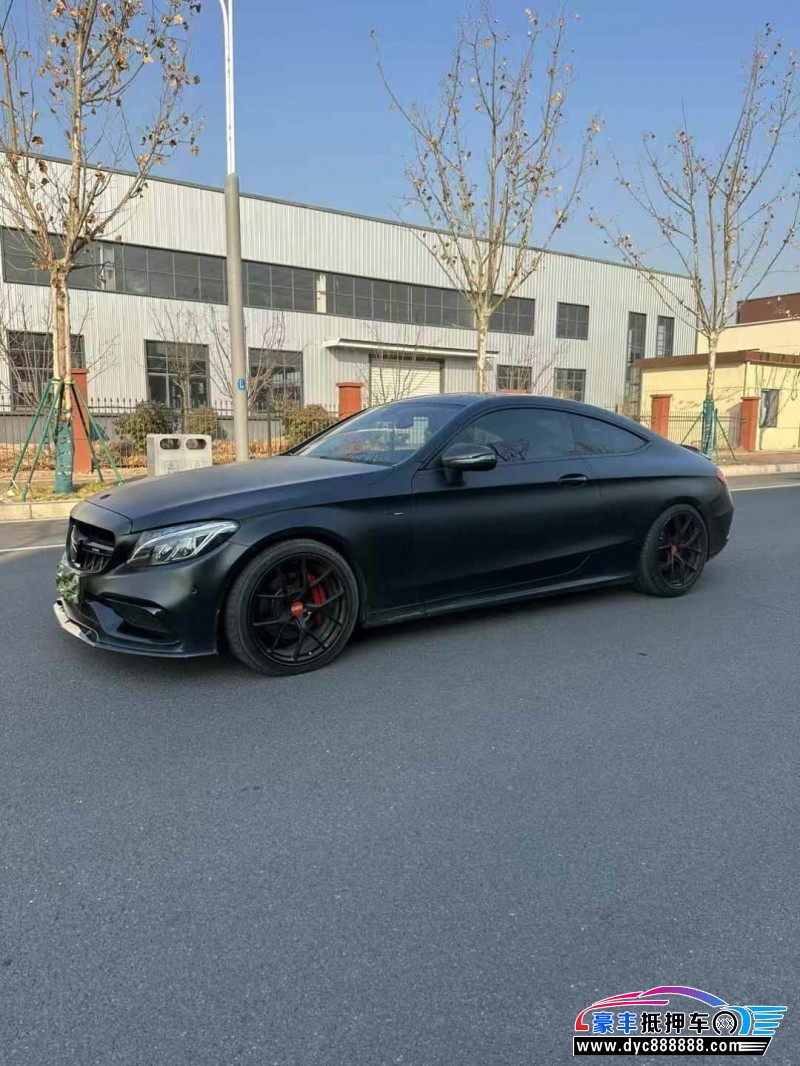 17年奔驰C轿车抵押车出售